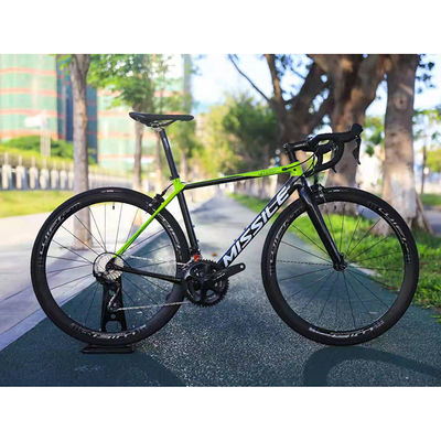 22 Speed Aluminium Road Bike R7020 700C Fiets voor mannen Lichtgewicht en geavanceerd