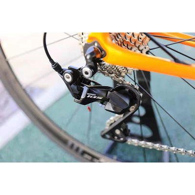 Made Women's Racing Bike met SHIMANO BR-R7020 rem en lichtgewicht aluminium frame