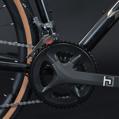 Gewone pedaal door de as 700 * 40C Hydraulische schijfremmen grindfiets met verborgen kabels