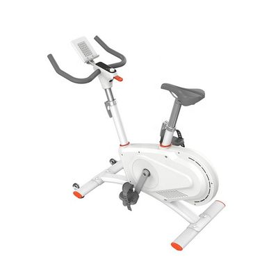 Ga thuis in vorm geruisloze indoor fitness oefening spinning fiets met maximaal koppel 32N