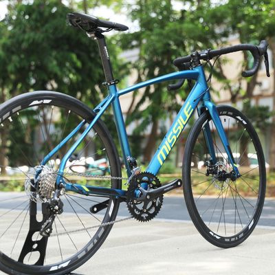 700C Hard Frame Road Bike 18 Speed Aluminium legering Frame Materiaal 10,5 kg Gewicht