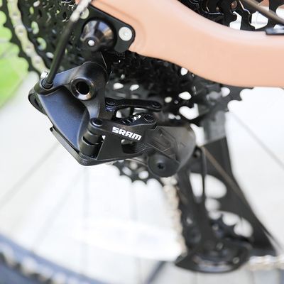 Aluminiumfork 29 inch mountainbike met hydraulische schijfrem en voorvering
