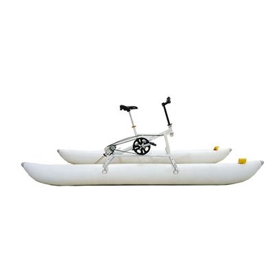 Resort Hotel Water Play Equipment Alloy Pedal Bike Drijvende opblaasbare waterfiets