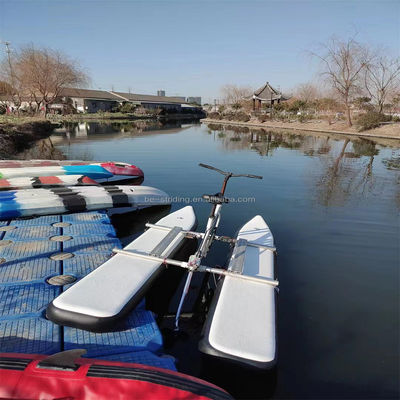 Outdoor watersport Metalen waterfiets met opblaasbare zwevende propellerfiets