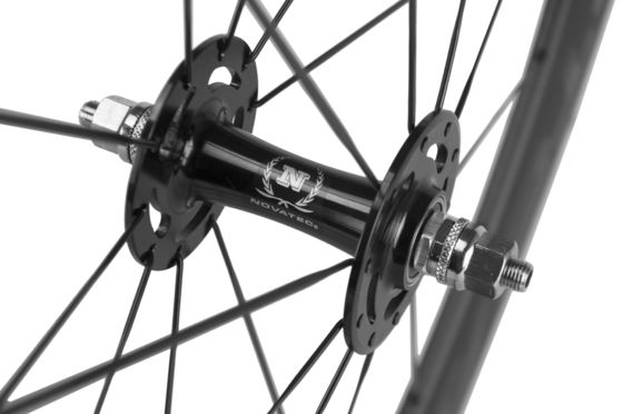 Ervaar de kracht van 700C koolstofvezel wielstel voor wegfietsen De perfecte keuze
