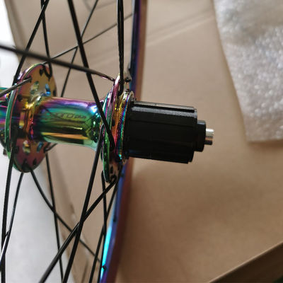 20 inch koolstofvezel wielstel voor wegfietsen 8/9/10/11 snelheid dubbele wand regenboog kleur