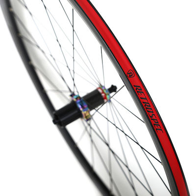 Retrospec 700c wiel set in zwart met RS Hub Carbon Body en Galaxy Color 24/24 Holes