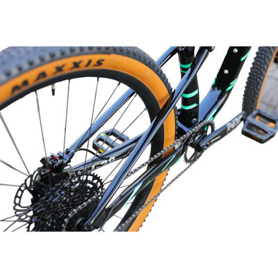 22 versnellingsbakken en 29 "wielgrootte zachte staart bergfiets voor berg terrein rijden