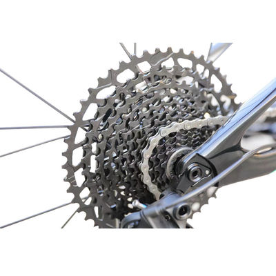 22 versnellingsbakken en 29 "wielgrootte zachte staart bergfiets voor berg terrein rijden