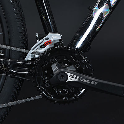 Speed Mountain Bike met aluminium stuur en Shimano hydraulisch remsysteem